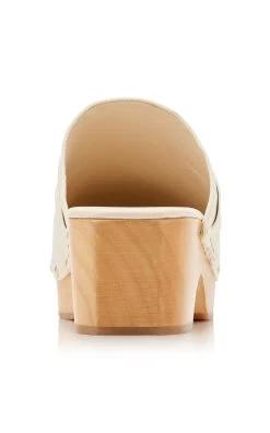 Bibi Studded Leather Clogs -Lady Fashion Store aeyde neutral bibi calf leather creamy 2