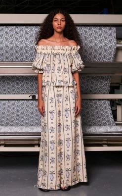 Urucú Tinaja Off-The-Shoulder Linen Top