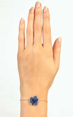 Bloom 18K White Gold Sapphire, Diamond Medium Flower Bracelet