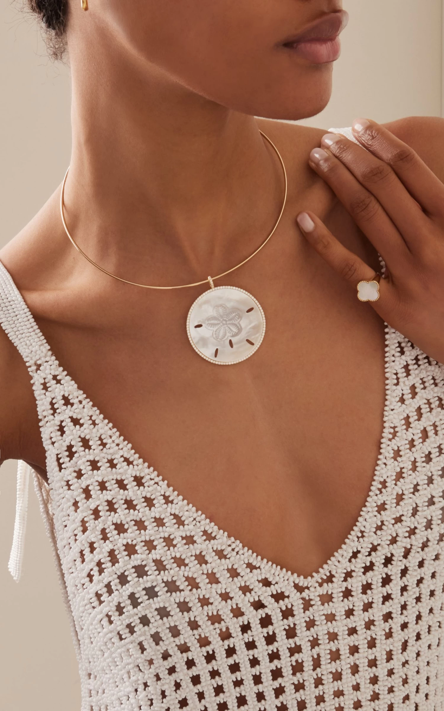 18K Gold Diamond Sand Dollar Pendant 3 18K Gold Diamond Sand Dollar Pendant