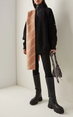 Balenciaga Logo-Knit Wool Scarf -Lady Fashion Store balenciaga neutral sc all over macro 2