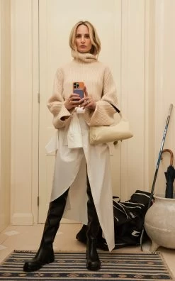 Bottega Veneta Leather Over-The-Knee Boots 13 Bottega Veneta Leather Over-The-Knee Boots -Lady Fashion Store bottega veneta black boot calfskin 2