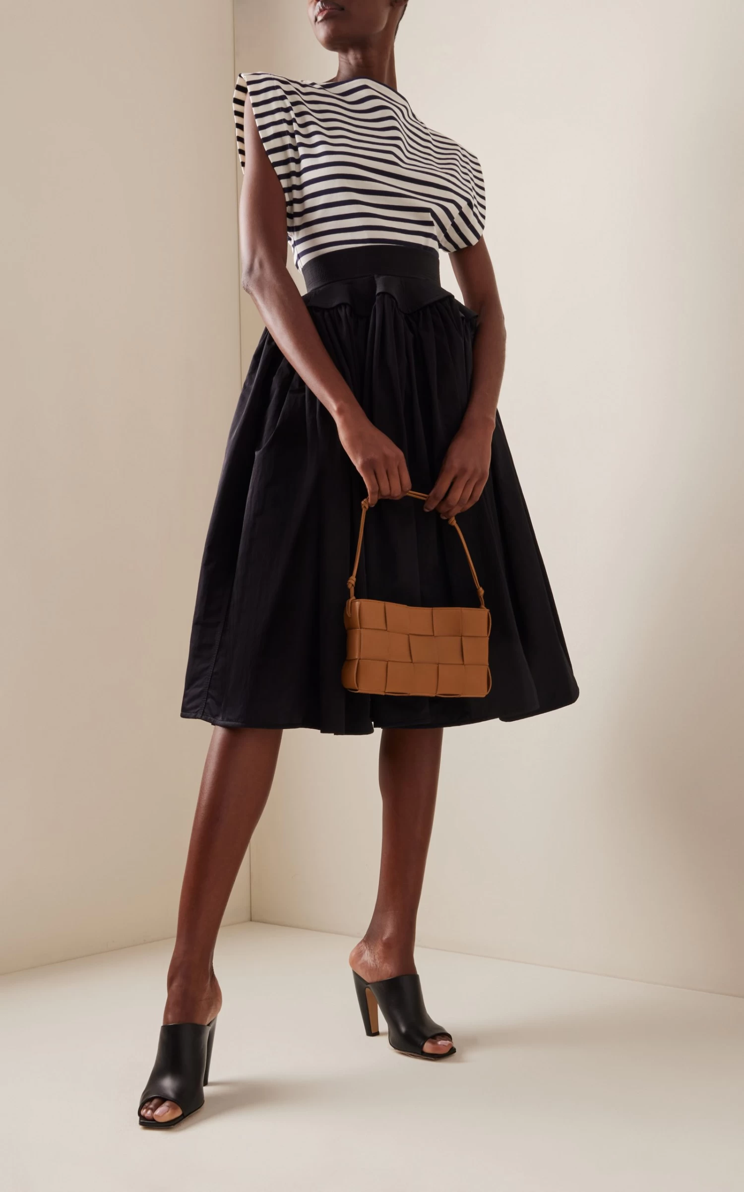 Bottega Veneta Lagoon Leather Mule Sandals 3 Bottega Veneta Lagoon Leather Mule Sandals