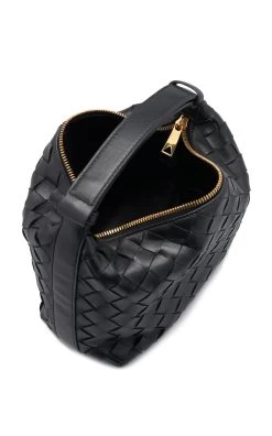 Bottega Veneta Small Washbag Intrecciato Leather Bag -Lady Fashion Store bottega veneta black small washbag intr 15 nappa 19 3