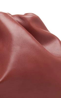 Bottega Veneta The Pouch Leather Clutch -Lady Fashion Store bottega veneta burgundy the pouch 4