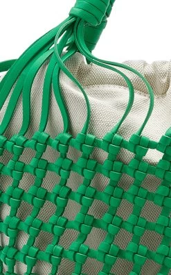 Bottega Veneta Intrecciato Leather Macrame Tote Bag -Lady Fashion Store bottega veneta green intrecciato leather macrame tote bag 4