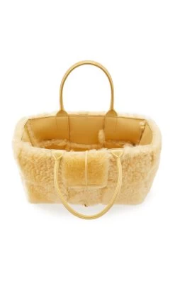 Bottega Veneta The Arco Small Shearling Tote Bag -Lady Fashion Store bottega veneta neutral arco tote shearling small 7