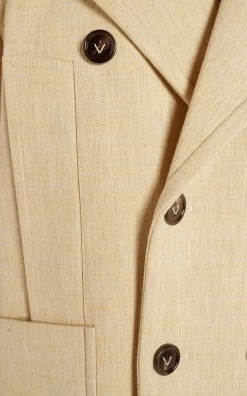 Bottega Veneta Double-Breasted Cocoon Coat 9 Bottega Veneta Double-Breasted Cocoon Coat -Lady Fashion Store bottega veneta neutral collared coat 3