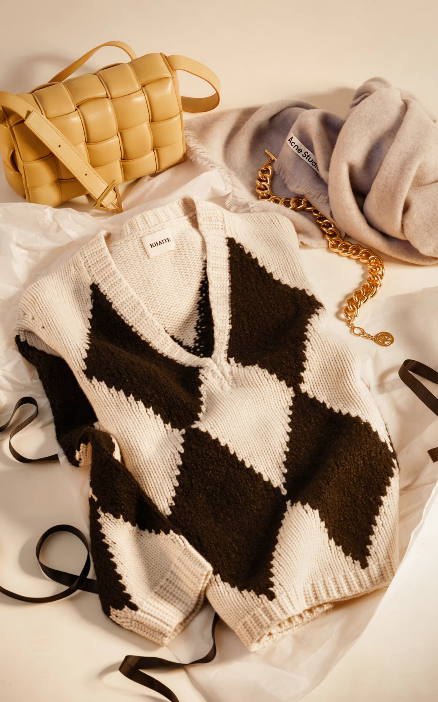 Bottega Veneta The Padded Cassette Leather Bag 4 Bottega Veneta The Padded Cassette Leather Bag - Image 2