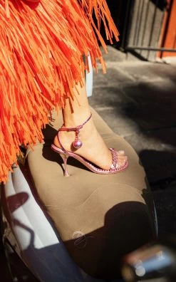 Bottega Veneta Dot Lounge Metallized Sandals 14 Bottega Veneta Dot Lounge Metallized Sandals -Lady Fashion Store bottega veneta pink dot lounge metallized sandals 3