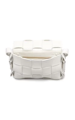 Bottega Veneta The Cassette Fringed Leather Bag -Lady Fashion Store bottega veneta white cassette fringe leather 5