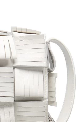 Bottega Veneta The Cassette Fringed Leather Bag -Lady Fashion Store bottega veneta white cassette fringe leather 6