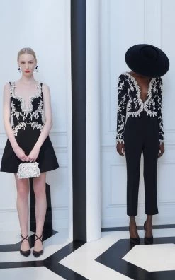 Carolina Herrera High-Rise Skinny Pants -Lady Fashion Store carolina herrera black high rise skinny pants 3