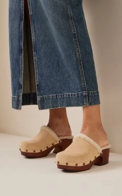 Chloé Ora Shearling Clogs -Lady Fashion Store chloe ivory ora suede shearling clogs 1