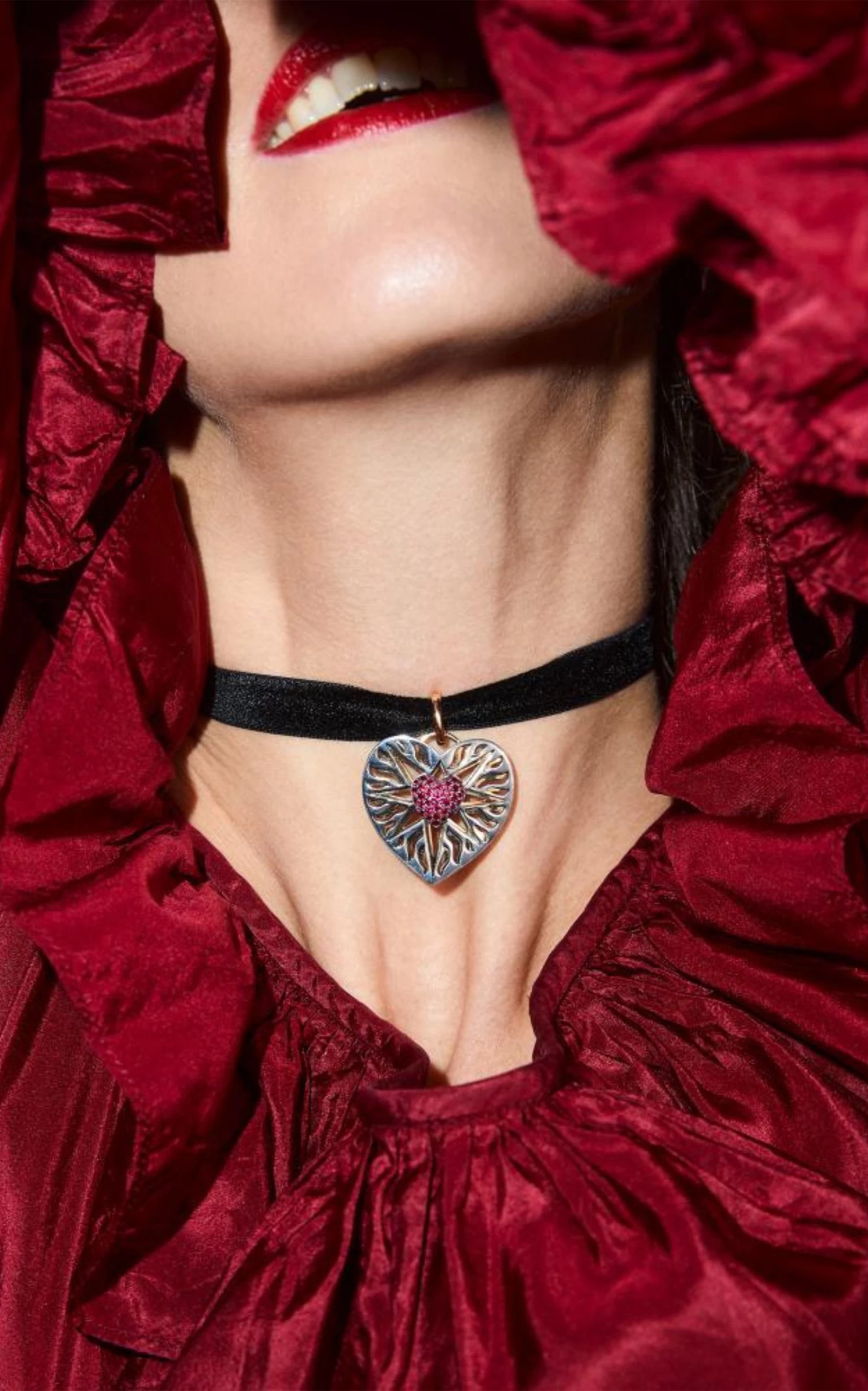 Cœur Cosmogonie Secrète 18K Yellow Gold, Distressed Silver Ruby Charm 4 Cœur Cosmogonie Secrète 18K Yellow Gold, Distressed Silver Ruby Charm - Image 2