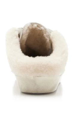 Golden Goose Superstar Shearling-Lined Leather Slip-On Sneakers -Lady Fashion Store golden goose white super star sabot leather upper laminated star shearling lining flowers embossed foxing 2