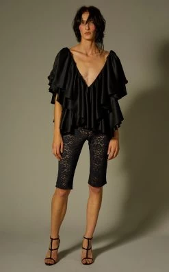 Carrie Lace Bermuda Short