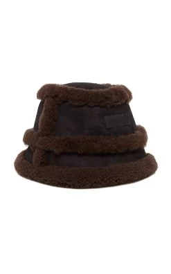 Jacquemus Le Bob Doux Shearling Bucket Hat 7 Jacquemus Le Bob Doux Shearling Bucket Hat -Lady Fashion Store jacquemus brown le bob doux 2