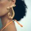 Jacquemus Les Creoles J Gold-Tone Earring -Lady Fashion Store jacquemus gold les creoles j ouro