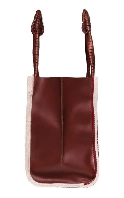 JOHANNA ORTIZ Dibujos Antiguos Tote Bag 10 JOHANNA ORTIZ Dibujos Antiguos Tote Bag -Lady Fashion Store johanna ortiz burgundy dibujos antiguos tote bag 2