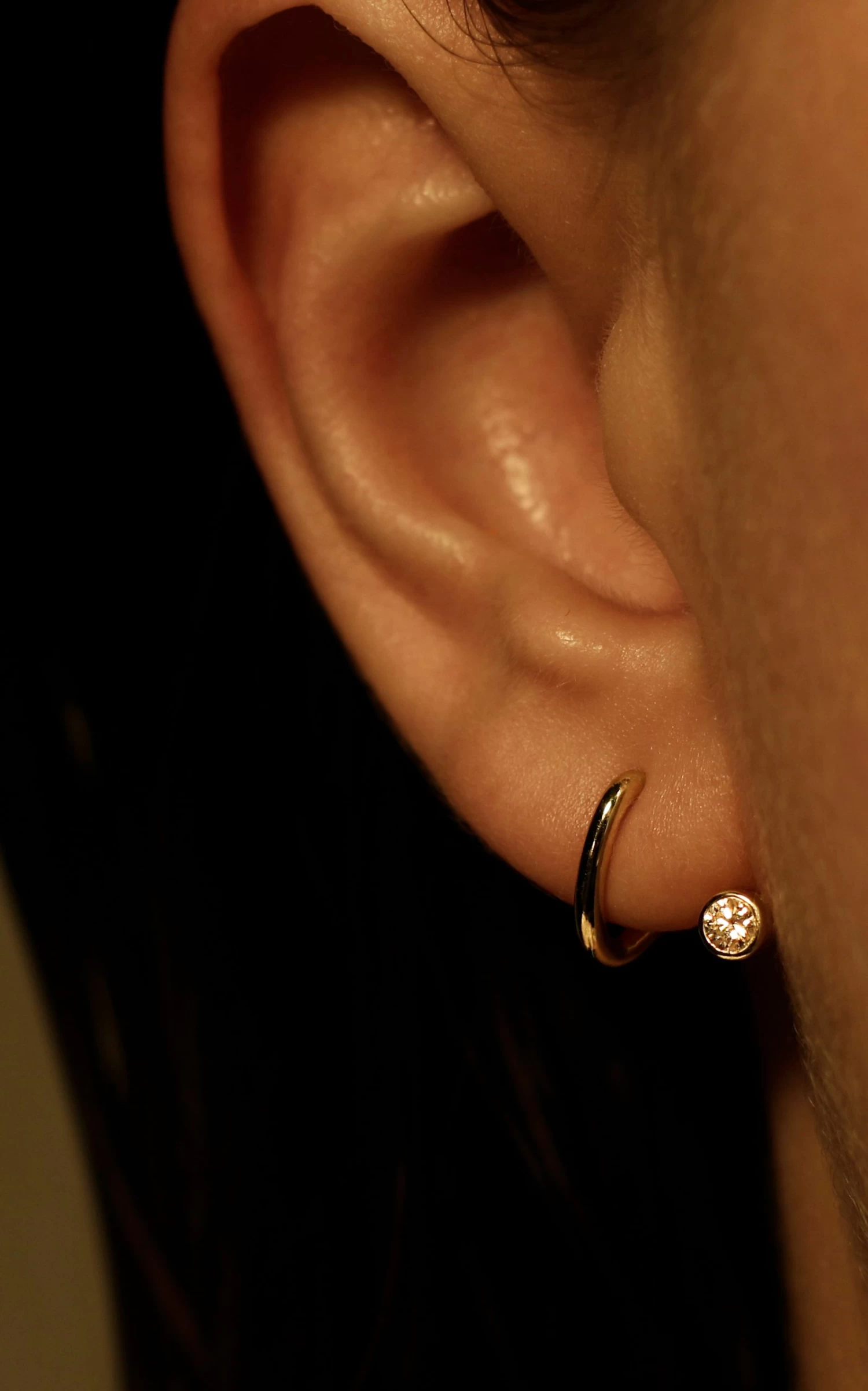 18K White Gold And Diamond Peak Single Earring 3 18K White Gold And Diamond Peak Single Earring