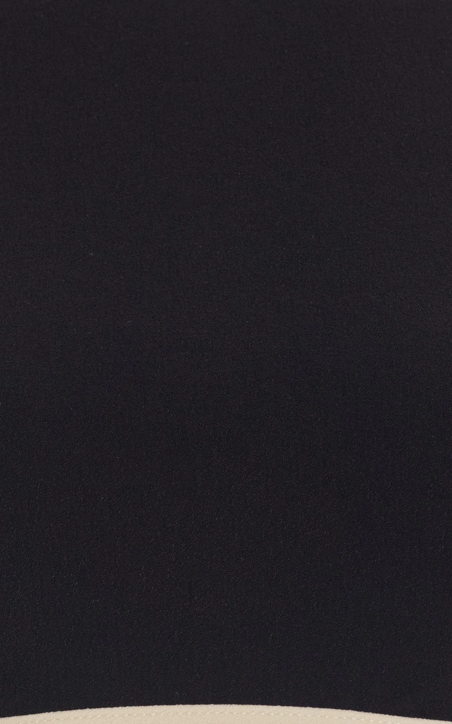 Piping-Detailed Halter Bikini 5 Piping-Detailed Halter Bikini - Image 3