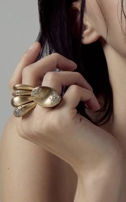 Urban Pure 18K Yellow Gold Big Ring -Lady Fashion Store nada ghazal gold urban pure 18k yellow gold big ring 2