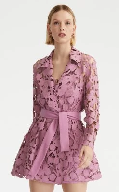 Oscar De La Renta Lasercut Tulip Leather Short Trench Coat 12 Oscar De La Renta Lasercut Tulip Leather Short Trench Coat -Lady Fashion Store oscar de la renta pink lasercut tulip leather short trench coat 3