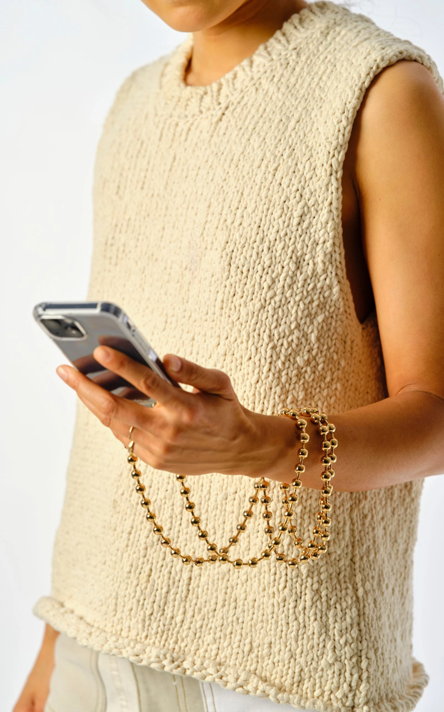 Crossbody Gold-Plated Phone Case/Cord Set 8 Crossbody Gold-Plated Phone Case/Cord Set - Image 6