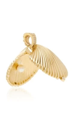 Venus 18K Yellow Gold Diamond Locket -Lady Fashion Store renna gold venus locket 2