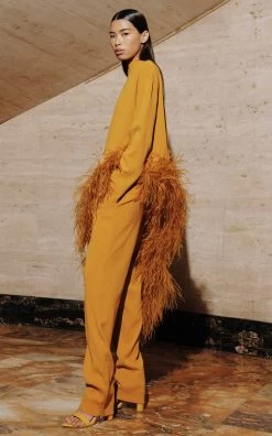 Relaxed Pebble Crepe Pleated Pants