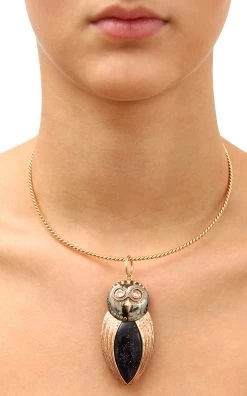 18k Gold Présage Grand Charm Pendant -Lady Fashion Store sylvie corbelin gold 18k gold presage grand charm pendant 4