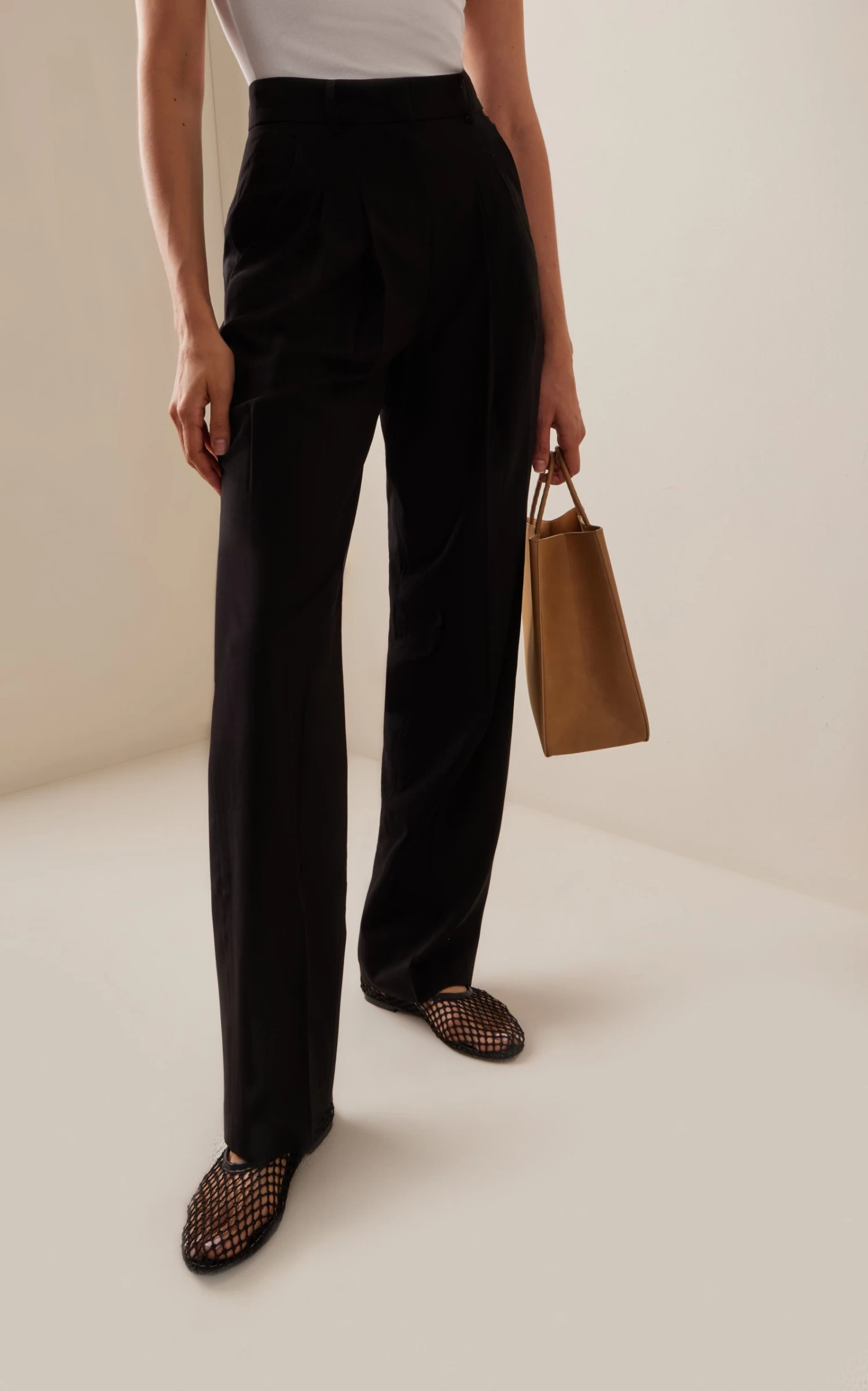 The Frankie Shop Gelso Pleated Woven Wide-Leg Trousers 4 The Frankie Shop Gelso Pleated Woven Wide-Leg Trousers - Image 2