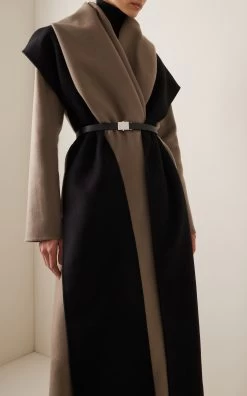 The Row Dodi Hooded Cashmere Scarf -Lady Fashion Store the row black dodi scarf 2